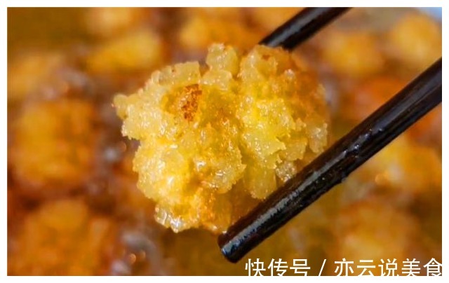 鸡胸肉不炒不炖,出锅比红烧肉还香,这样做百吃不厌,收藏了!