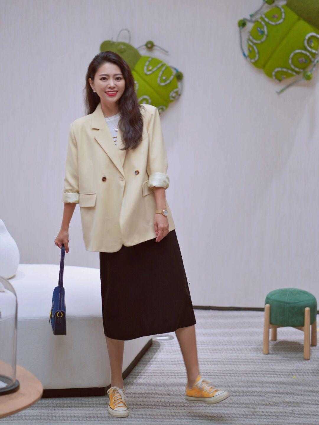 小仙女们|西装外套别乱穿,学会这3套模板,普通女生都不用再发愁了!