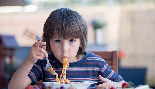 零食|孩子若常吃这些零食,脾虚消化差,家长能不买就别买了