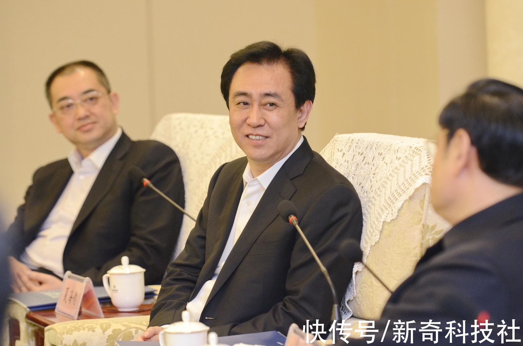 复工|许家印谈公司现状:交房太少,须冲刺3.9万套,资金供应暂不担心