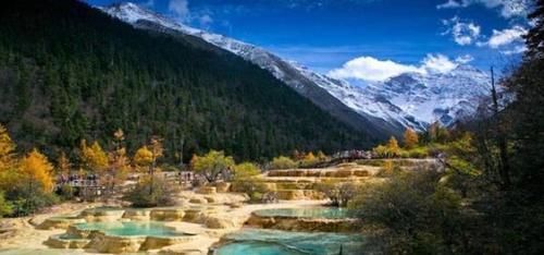 中国“著名”的两个景区,尽管门票很贵,但是去过的人都说值