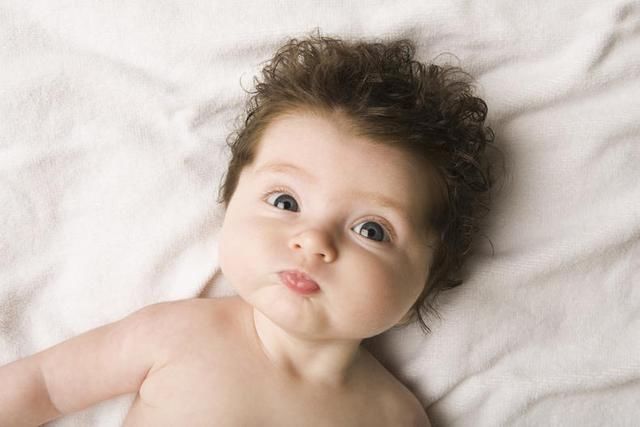 夏季|夏季给宝宝洗澡时 家长最常出现这几种错误 真让宝宝受足了委