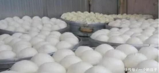 付钱|“无人馒头店”买馒头付钱全靠自觉,老板人就应该互相信任!