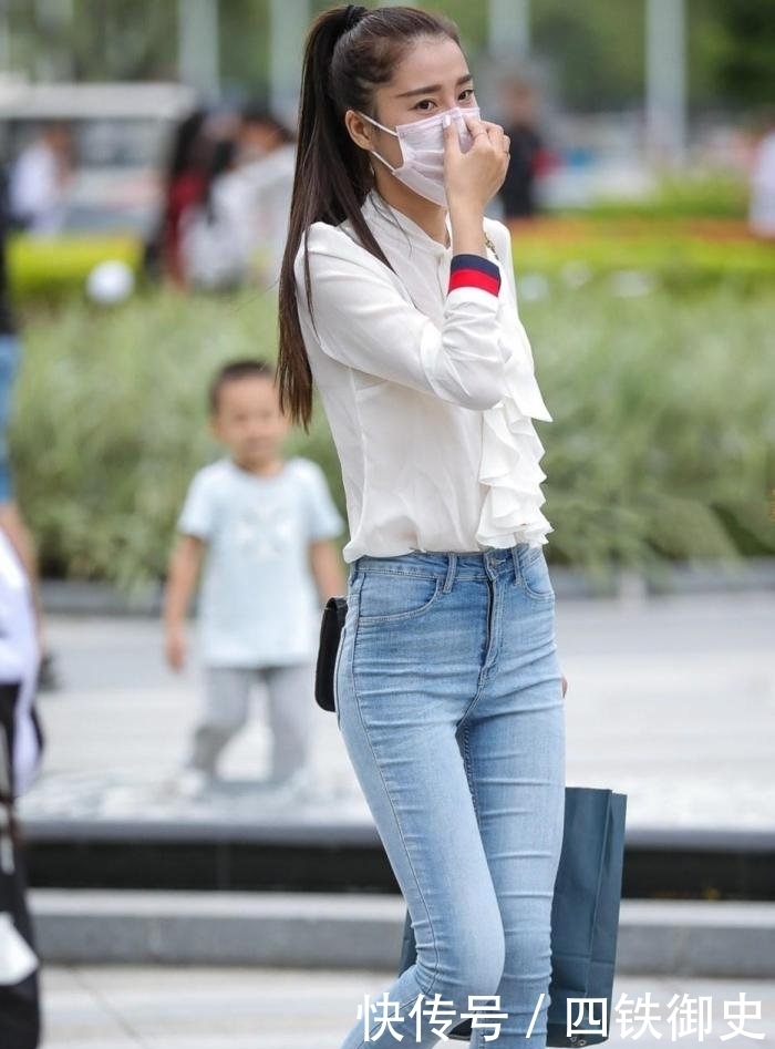 无需|街拍: 好身材无需修饰, 一个背影就够了