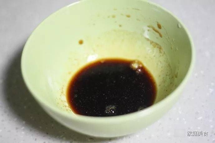 茄子照这么做，又省油又好吃，零厨艺也一学即会！