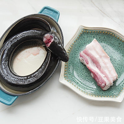 让食客踏破门槛的的河鳗烧肉做法，学会了你也能火
