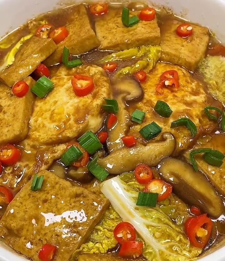 有道菜很多人瞧不上,其实营养丰富,清爽香嫩又开胃,好吃到舔碗