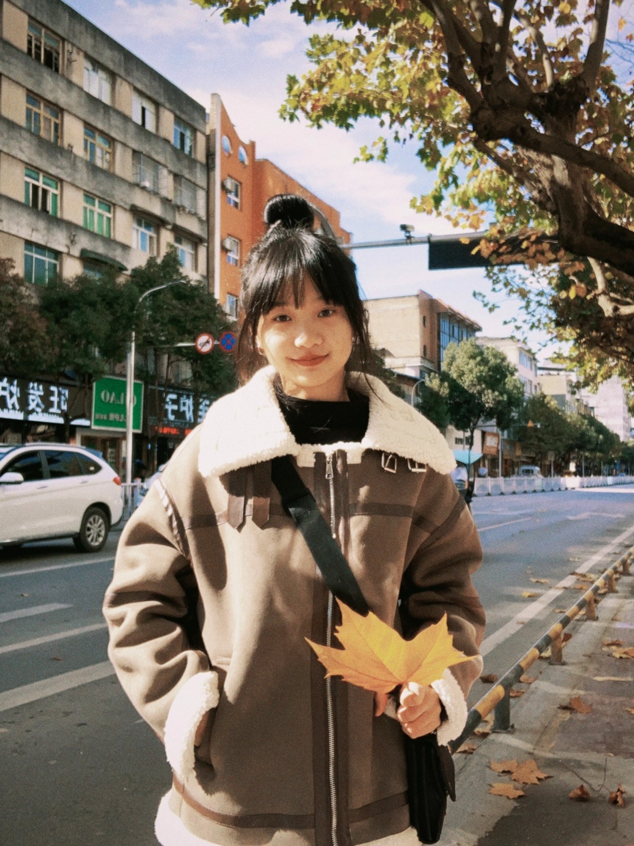 机车服 帅气感爆棚的冬日搭配,机车服造型打动你了吗?元气少女必备