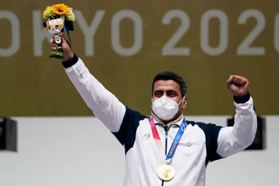 亚当斯|这一刻,无关输赢,却令人热血沸腾