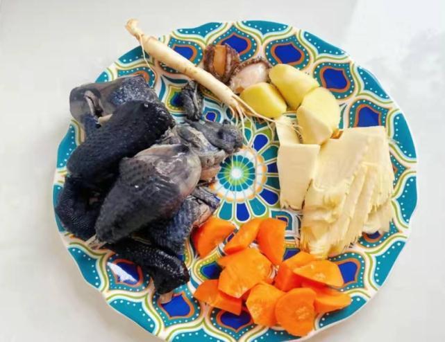 一锅|冬天进补,这汤常给孩子喝,每周炖一锅,营养极高,身体更舒服