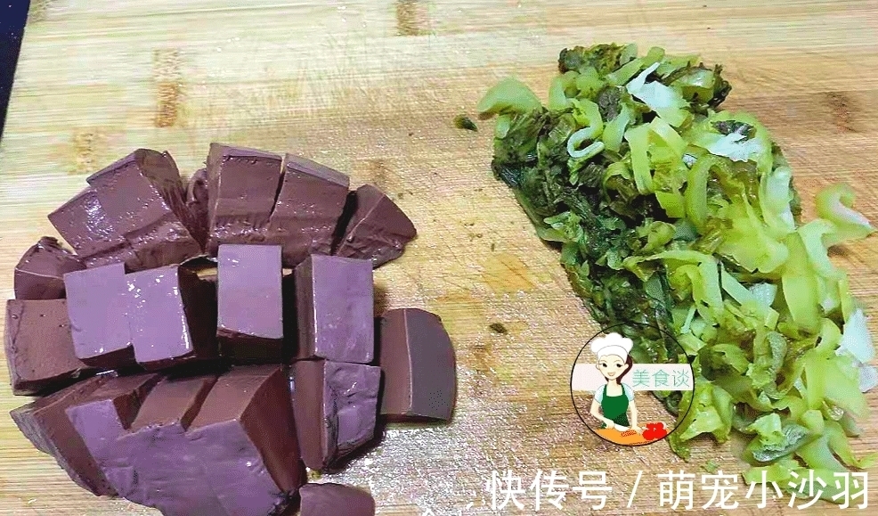 实惠|冷天，鸡鸭鱼肉靠边站，这菜6块一斤，不放肉也很鲜香，儿子爱吃