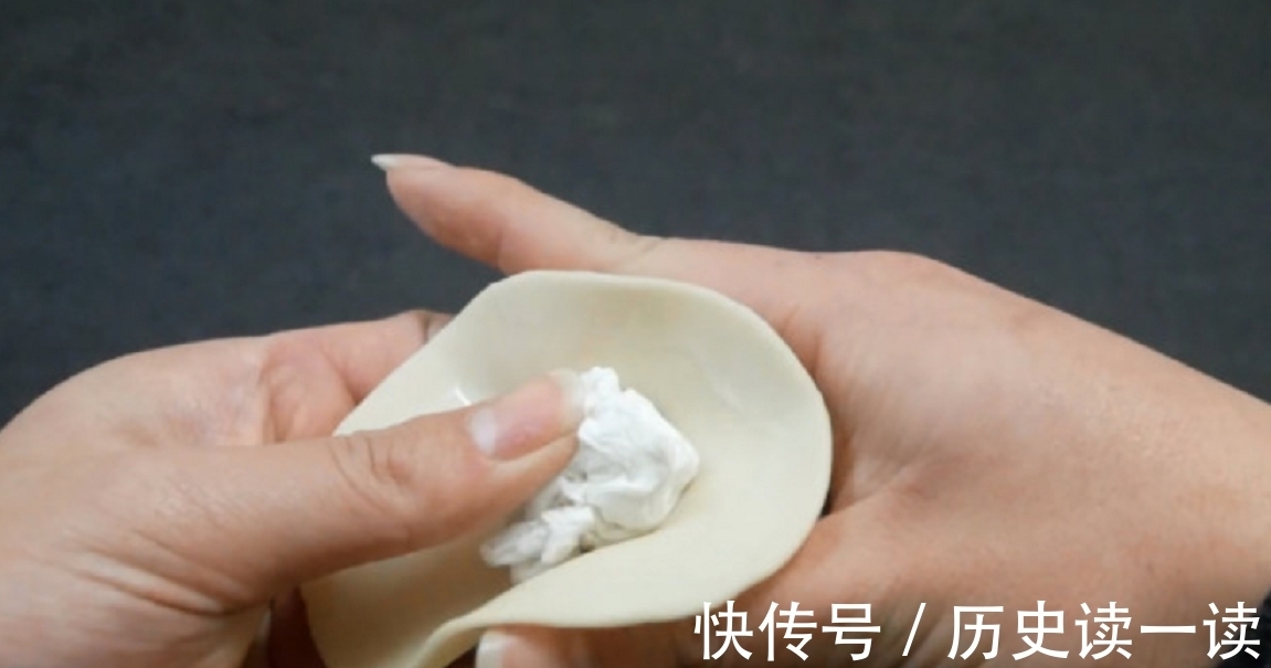 饺饵|包饺子最快速的方法，一步就完成，外形好看还煮不破，赶紧学学