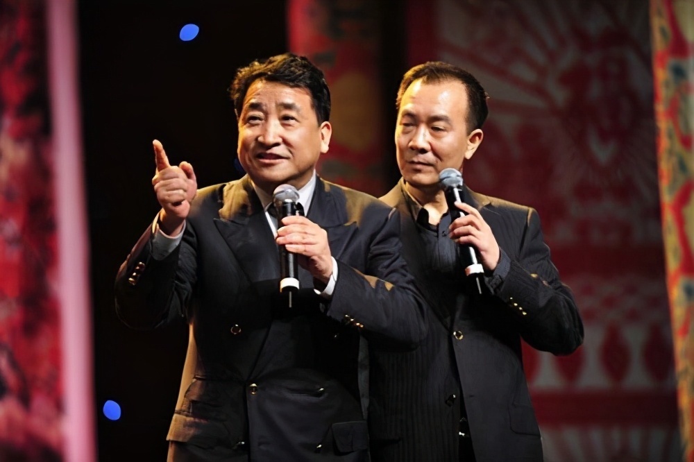 被主流相声看不上的郭德纲,为何受到央视