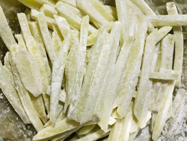 厨师长教你炸薯条，牢记“2料3步”，又香又脆不油腻，比买的好吃