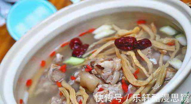 放进冰箱|怪兮兮的，腊猪头猪蹄都炖熟煮粑了，风萝卜居然还没有炖粑。