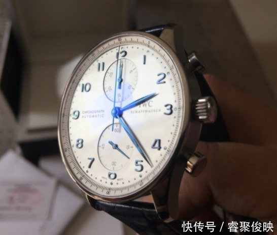 葡计|就喜欢蓝白搭配的那种感觉，抵挡不了万国葡计的诱惑