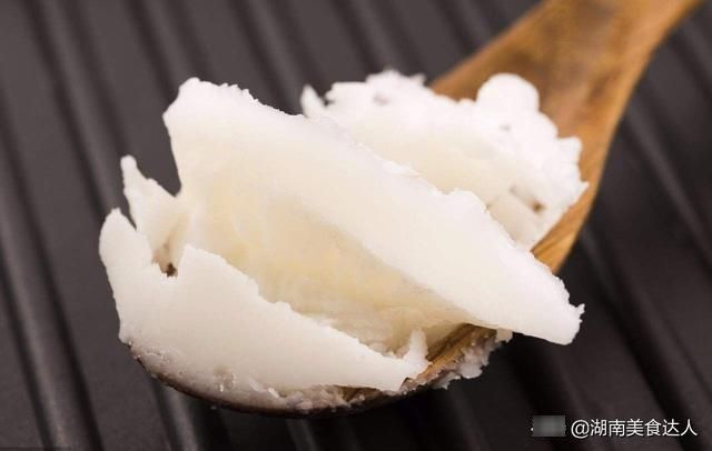 肥肉|熬猪油时,要不要放盐老厨师牢记4个窍门,久放不坏无异味