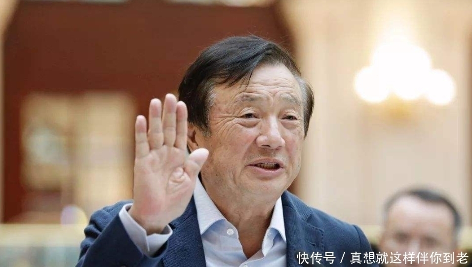 公司|脱掉袜子,率先跳进泥坑里推车!任正非以身示范:老板就该打头阵