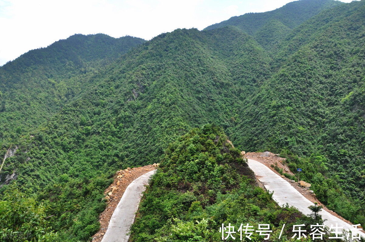 5在蓟州盘山脚下，包的湖景房盘山悠闲(得舍)民宿与好友相聚