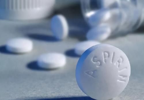 药片养花别忽视这4种，泡泡水就能充当“多个角色”