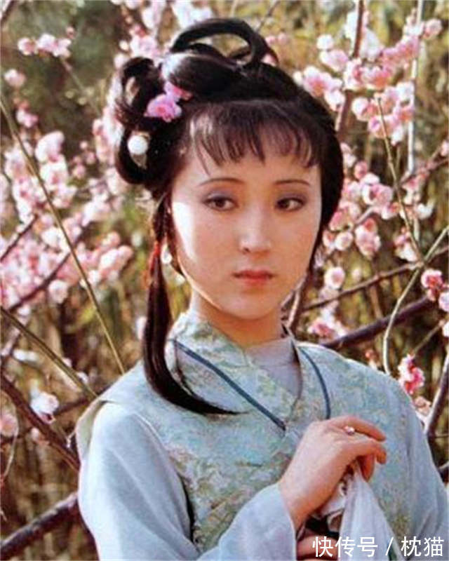 凤姐|《红楼梦》,为何黛玉瞧不起刘姥姥,而凤姐却非常看重她?