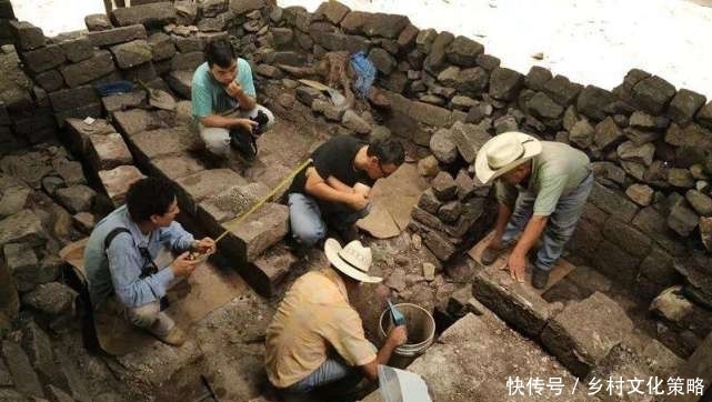 3件让人啼笑皆非的文物,专家却说:它们是真的