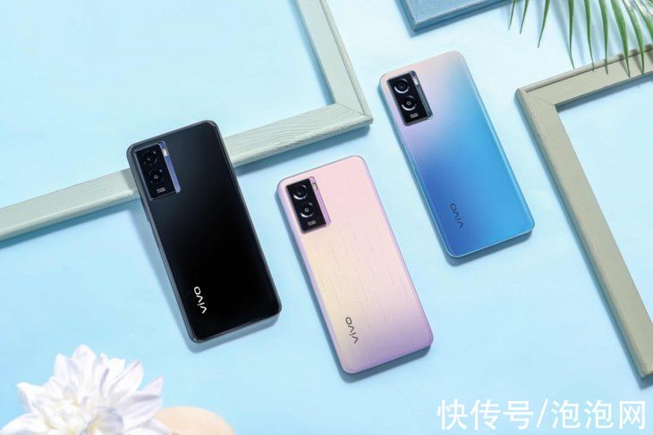 星钻|vivo Y55s开启预售，6000mAh超大电池，1399元起