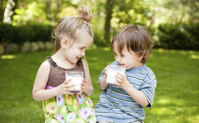 禁忌|宝妈你知道吗？喝酸奶也有禁忌 并不是所有的宝宝都适合喝