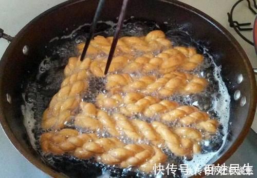 面粉|软炸麻花不会我来教你，一斤面炸一盆，特别适合孩子和老人来食用