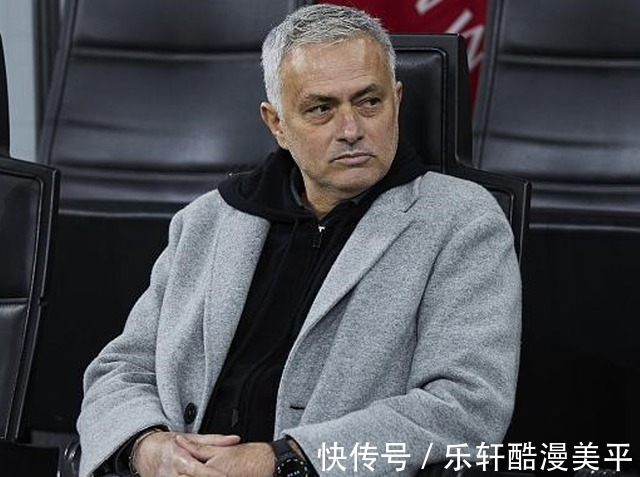 裁判组|难怪穆里尼奥赛后要吐槽,看看这帮裁判的水平,意甲活该沦落至此