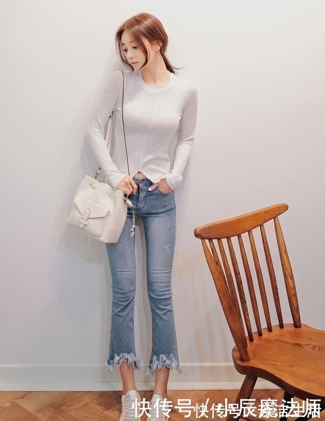 优雅 美女穿搭蕾丝上衣飘逸浪漫,时尚不俗气,释放优雅精致女人味