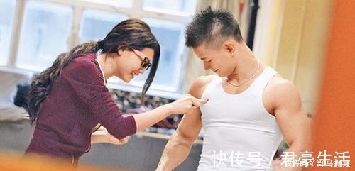 老大哥|你知道胸肌怎么练效果最好吗？教你3个技巧，都是过来人的经验