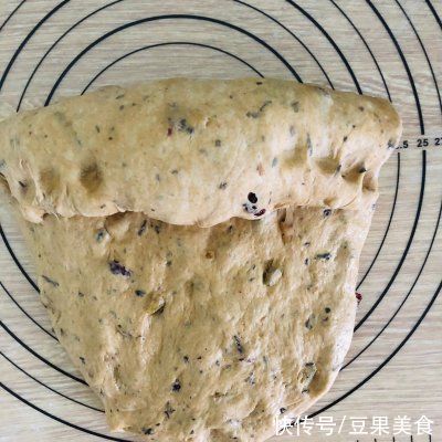 最好吃的红茶坚果吐司做法,学会了刷爆朋友圈