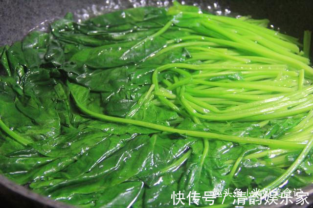 草酸|炒菜前，这6种蔬菜必须焯水，为了家人健康，再懒也别省这一步！