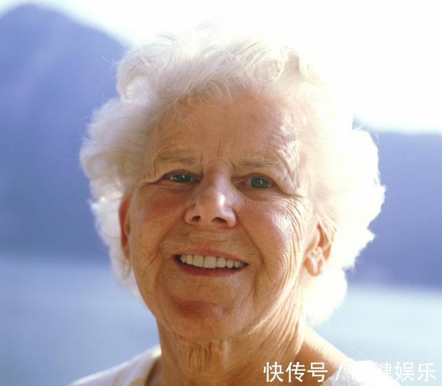 寿命长|寿命长的人,脸上通常有6大特征,占一个,也要恭喜,是长寿体质