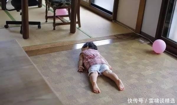 宝宝|据说每一个宝宝都会有一个神奇的睡姿,看看这些睡姿有多神奇吧