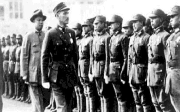 区别|抗战时期甲，乙，丙三种师有何区别，为何八路军三个师都是丙种师？