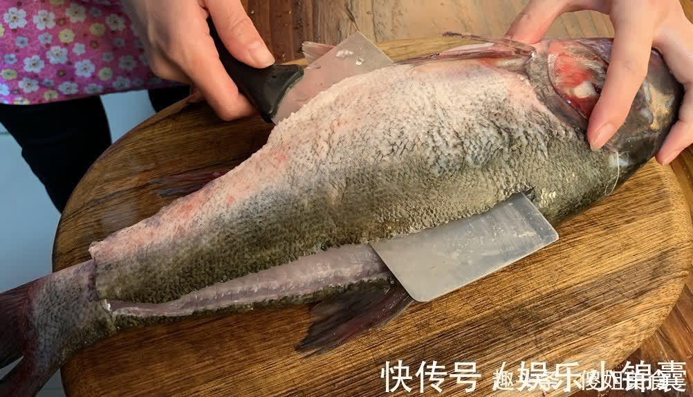 猪大肠|秋天,别忘了吃此鱼,肉多刺少,营养全面,才8元1斤,别不懂吃!