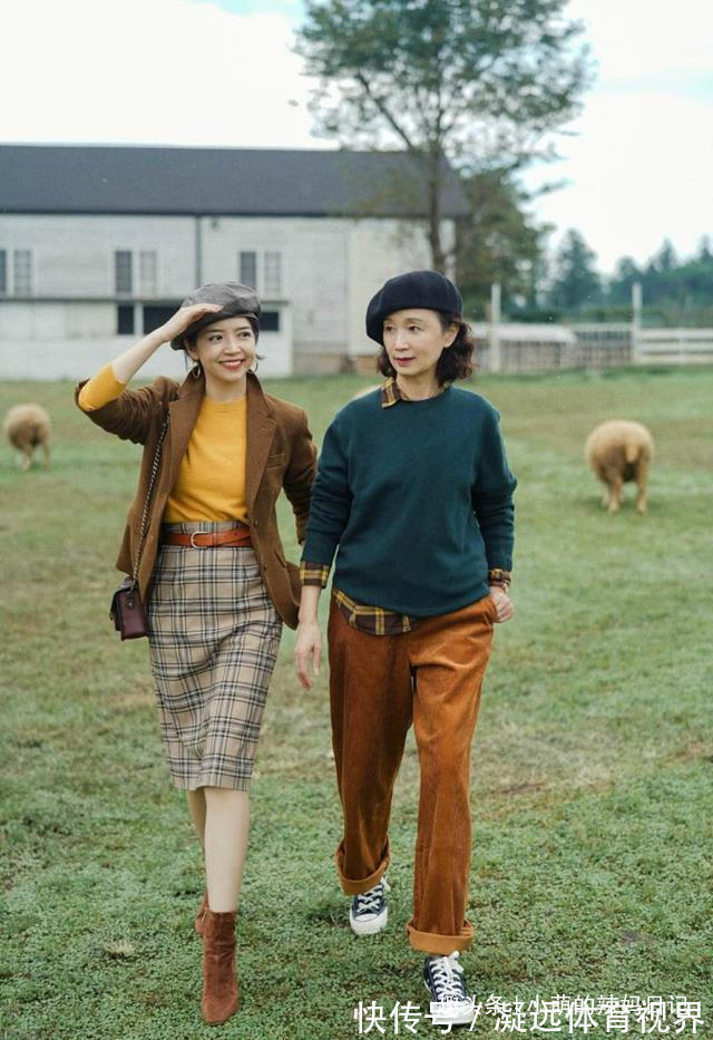 妈妈 女人过了五十岁,少穿T恤配短裤吧!学学三木妈妈这样穿,真优雅