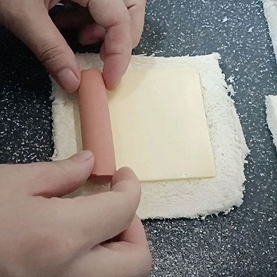 吐司|吐司芝士火腿卷