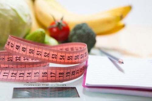 晚餐|明明没有“减肥”,体重却下降了?或许是无意中做对了这3件事