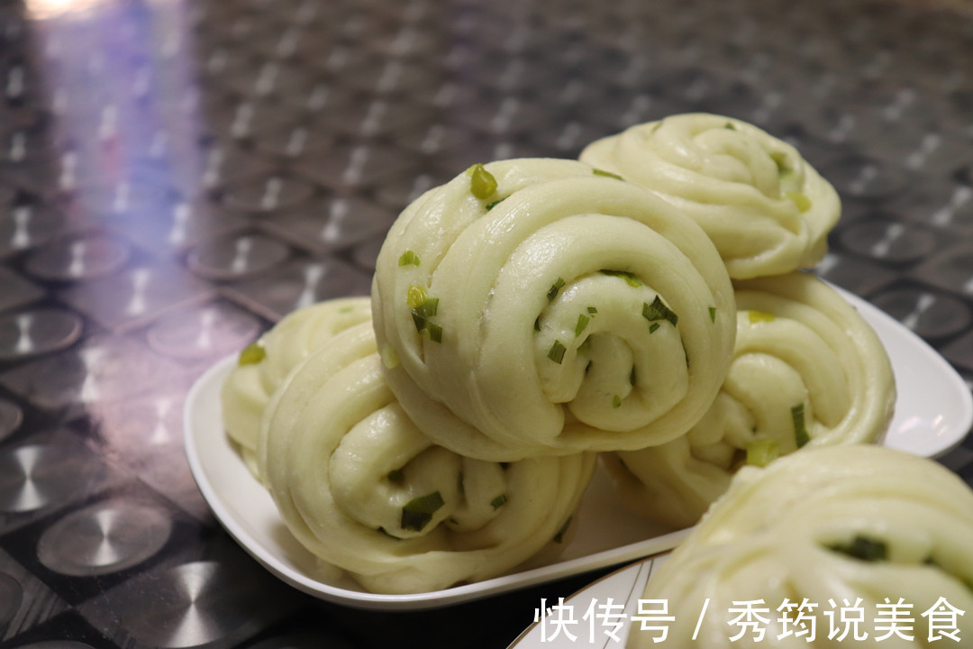 教您在家轻松做花卷，馒头松软、又白又好吃，看一遍就能学会