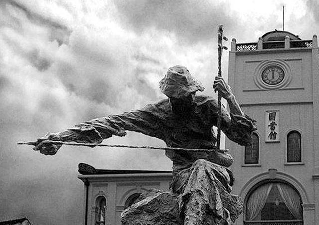 悲喜|瞎子阿炳的悲喜人生除了二胡,吃喝赌无一不精!因梅毒双目失明