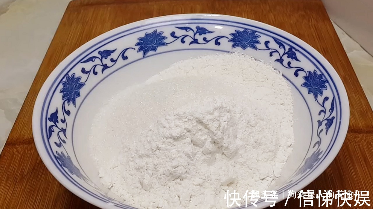 油酥|家常零食做法,一口一个,比面包还好吃,太香了