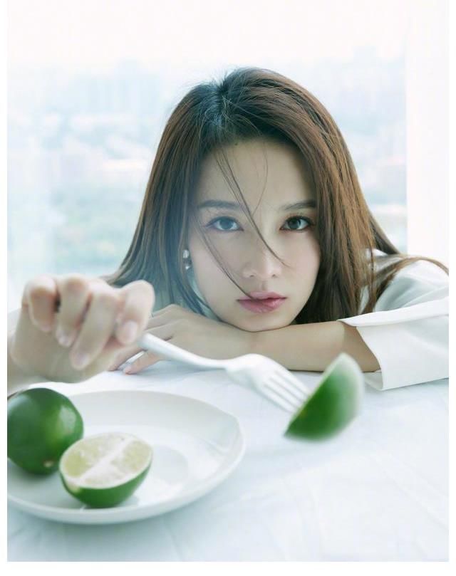 嘉宾|恋爱综艺《机智的恋爱》首播金句频现，李沁的恋爱观好成熟