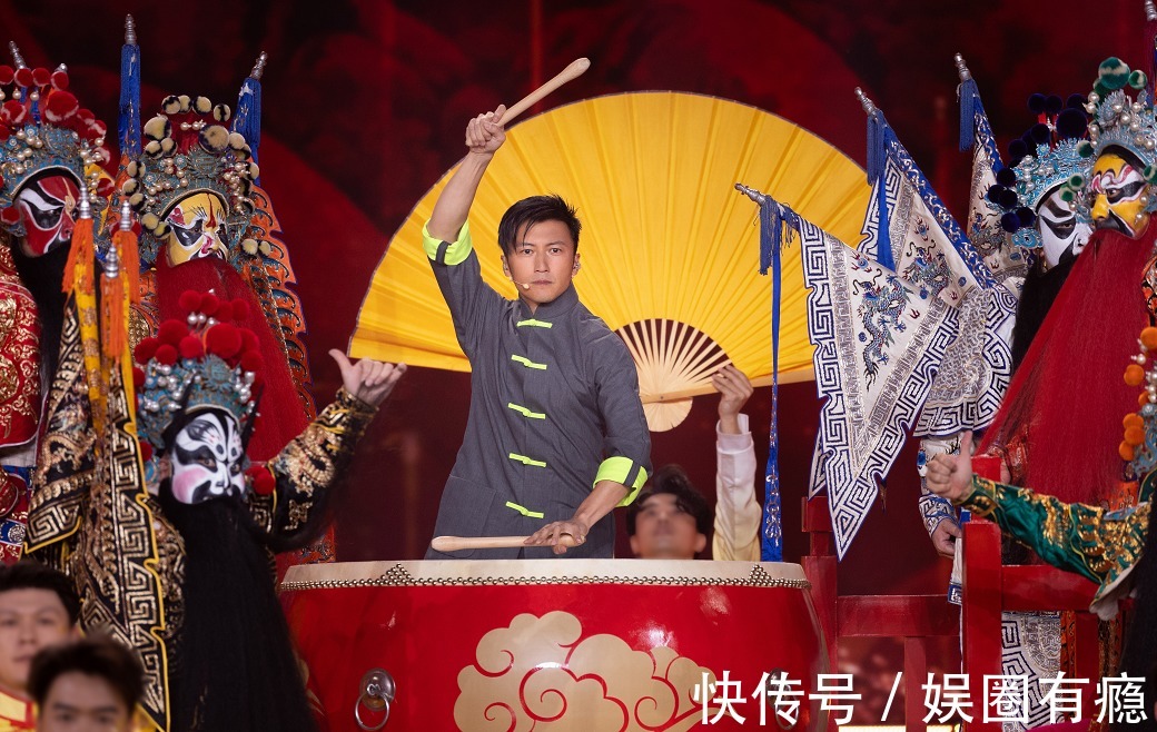 李雪健|央视国庆晚会收视破3:流量退潮,谢霆锋胡歌上热搜,李雪健感人