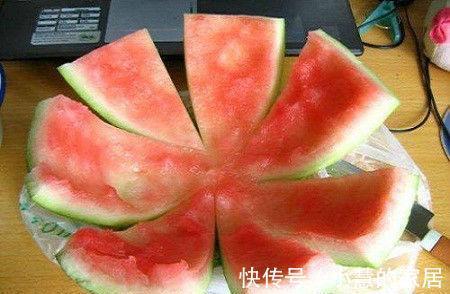 食物|女性过了40岁，3种食物要多吃，养护肌肤，美白淡斑，排出毒素