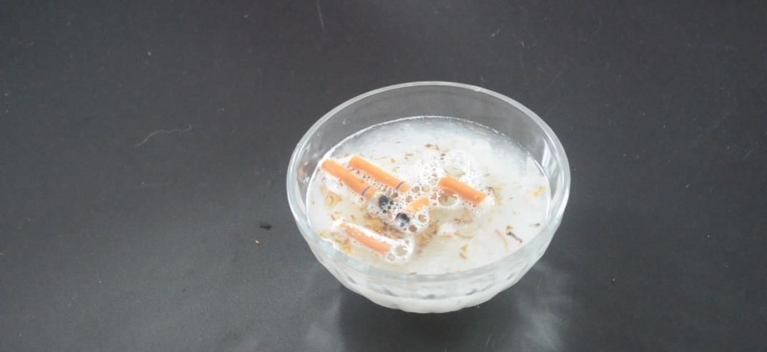 烟头加洗衣粉用水泡一下, 没想到还有这个作用, 看完你会感谢我的