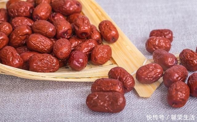 泡水|天然“安眠药”被找到,白开水里放一点,安神助眠,和失眠说拜拜