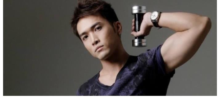 王祖藍首次發(fā)聲，向歌手陳國峰表示抱歉，爆料新節(jié)目的最新進展